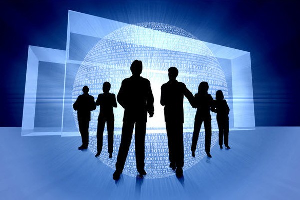 Biểu tượng lá chắn và logo 8KBET, tượng trưng cho cam kết bảo vệ người chơi và cờ bạc có trách nhiệm.